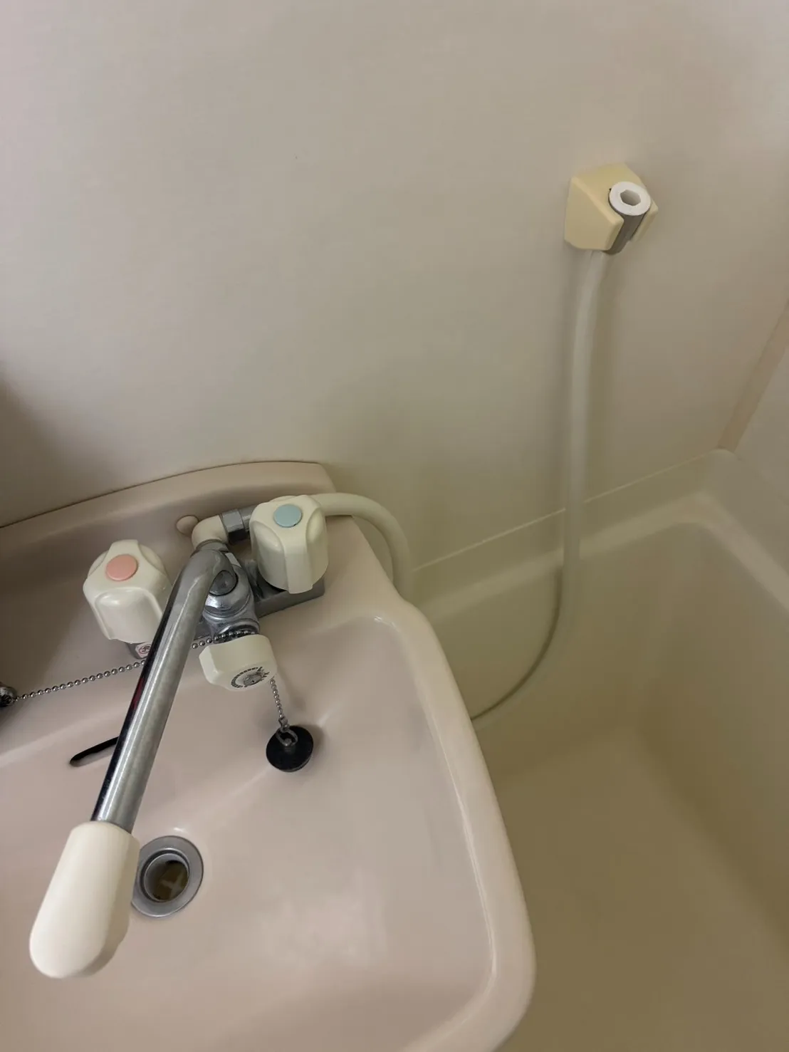 渋谷区　シャワーホース　交換